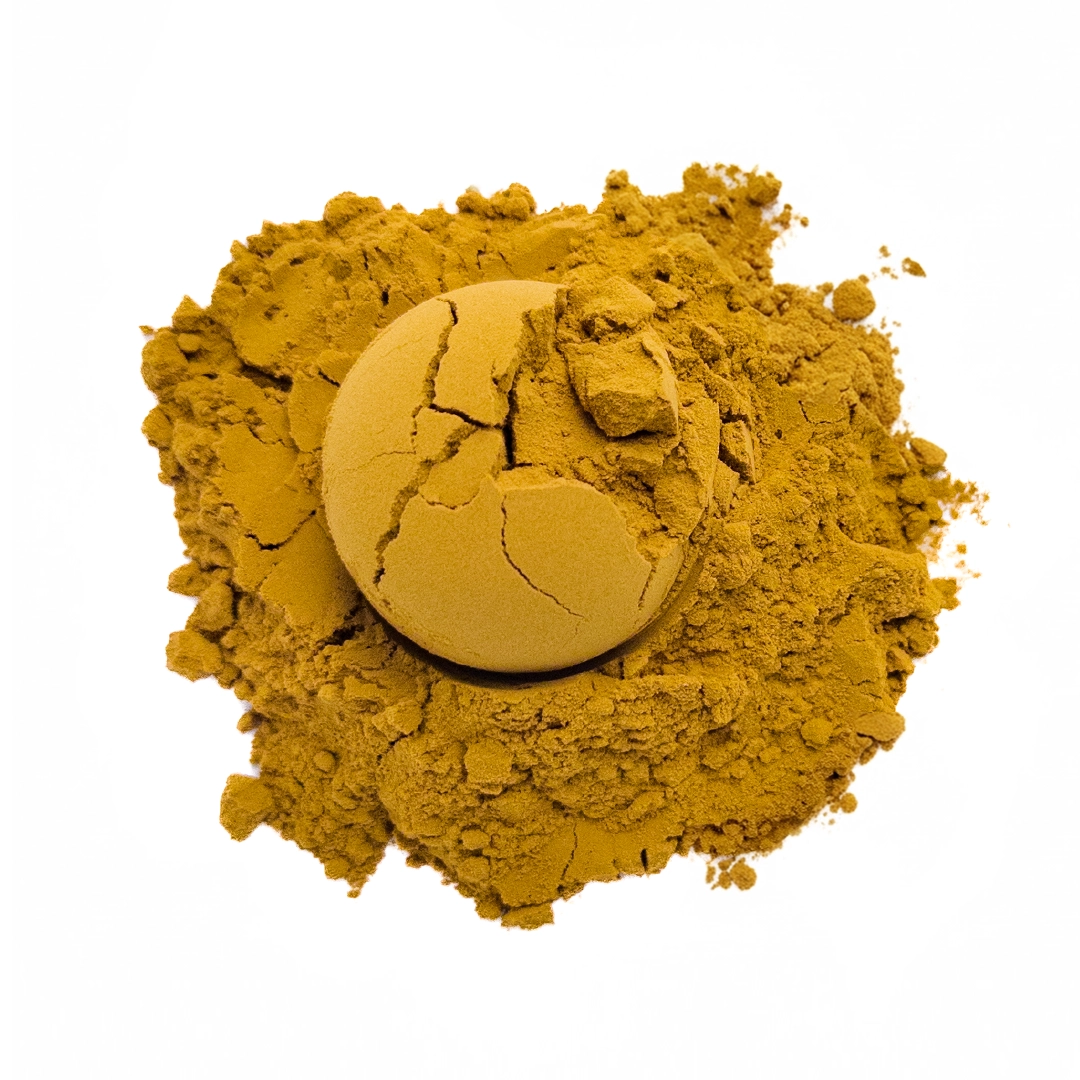Instant jasmine tea powder, ochre-yellow fine powder, bright, intense jasmine with clean floral note.